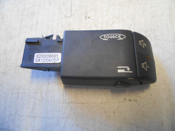 Comando Rádio Renault Clio 2001 CR586